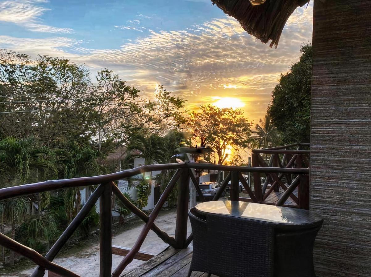 Hotel Pancho Villas Bacalar - Free Bikes And Paddles Bagian luar foto
