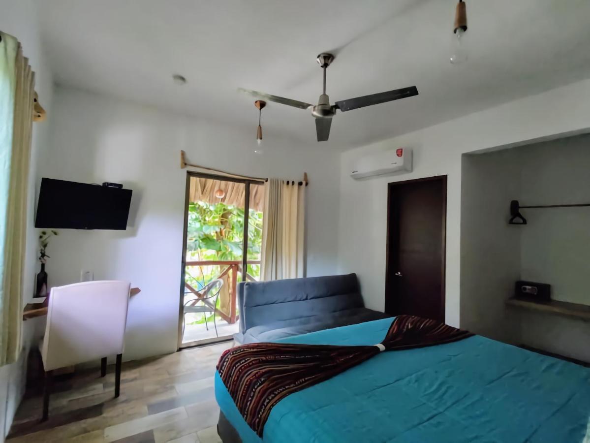 Hotel Pancho Villas Bacalar - Free Bikes And Paddles Bagian luar foto