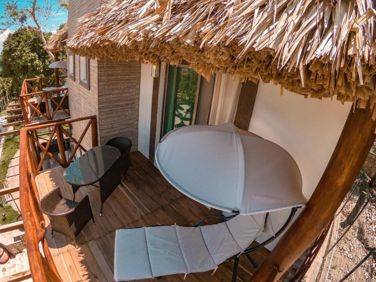 Hotel Pancho Villas Bacalar - Free Bikes And Paddles Bagian luar foto